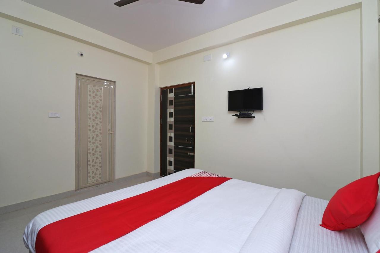 Oyo Hotel Ayush Palace Cuttack Eksteriør bilde