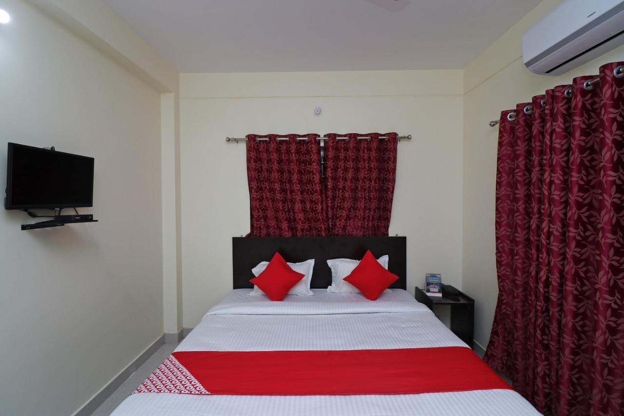 Oyo Hotel Ayush Palace Cuttack Eksteriør bilde