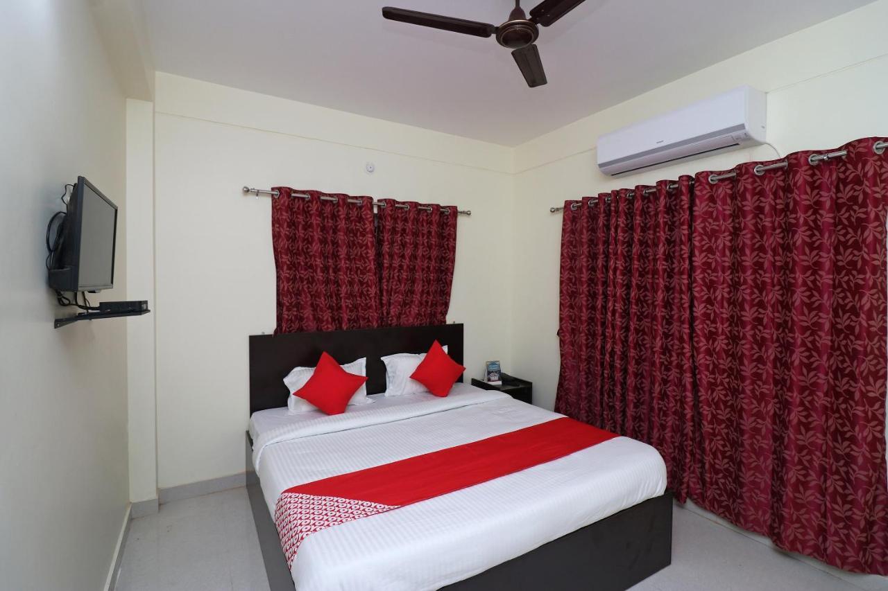 Oyo Hotel Ayush Palace Cuttack Eksteriør bilde