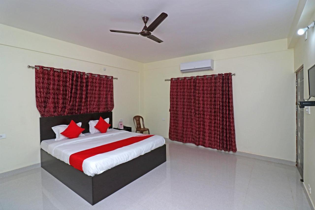 Oyo Hotel Ayush Palace Cuttack Eksteriør bilde