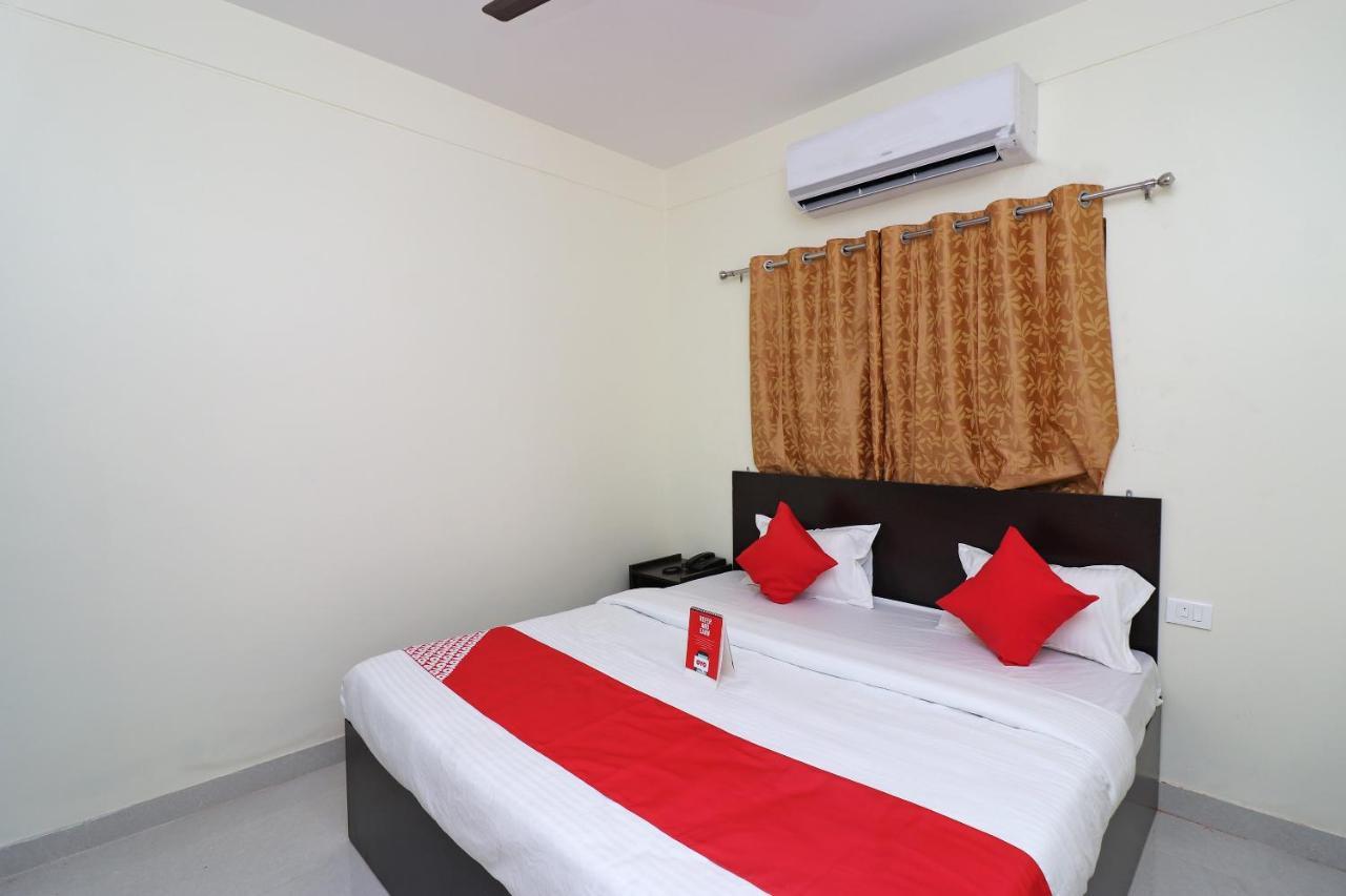 Oyo Hotel Ayush Palace Cuttack Eksteriør bilde